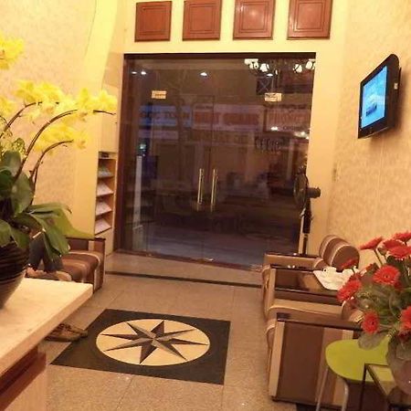 เร้ด รูบี้ โฮเต็ล เบน ตาห์น Hotel โฮจิมินห์ซิตี้ ภายนอก รูปภาพ